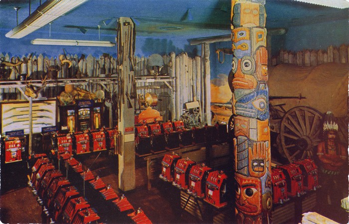 js 87-harolds-club-reno2