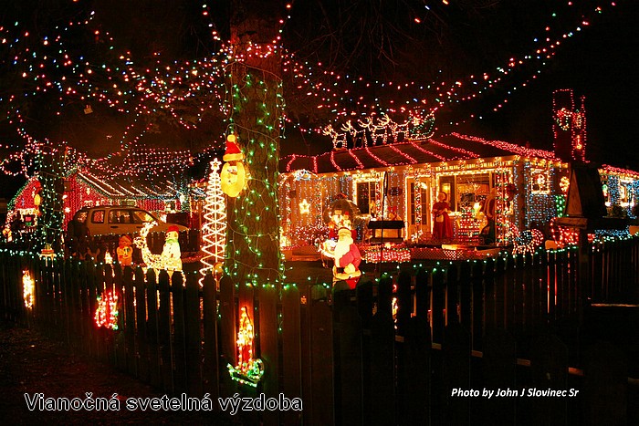 js Vianocna-svetelna-ozdoba