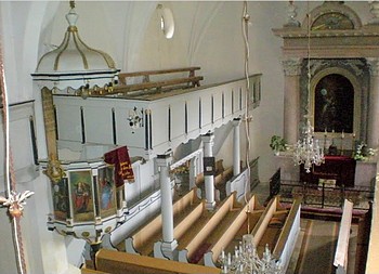 Pohľad na neskorogotický oltár evanjelického kostola v Ratkovej