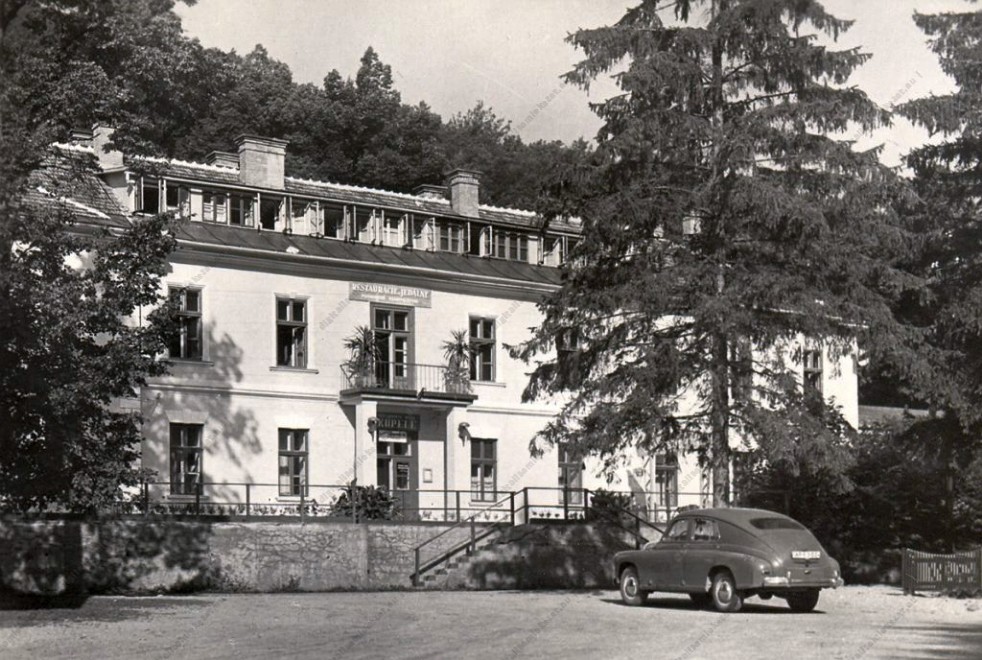 rv Obr. 18 Roznava Hotel Kupele rok 1967