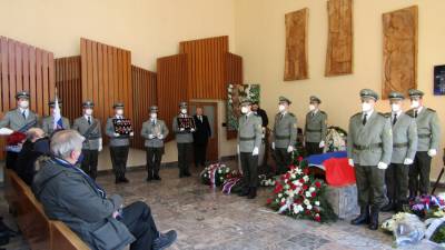Vojnového veterána plk. v. v. Ladislava Sládka pochovali s vojenskými poctami