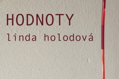 Hodnoty Lindy Holodovej na výstave v Jelšave