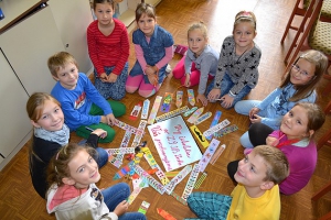 Zocháči z Revúcej hľadali múdrosť ukrytú v knihách aj prostredníctvom výtvarných záložiek