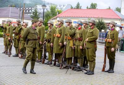 Povstanie v Gemeri – fotopríbeh Petra Pobočeka