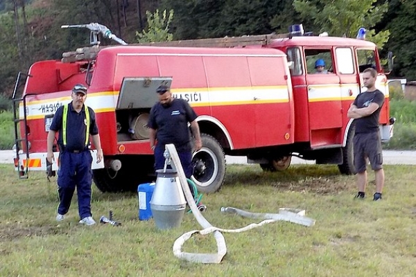 Požiarno-asistenčná hliadka členov DHZ z Jelšavy v Revúcej