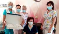 Päť monitorov dychu od Nadácie Križovatka pre rimavskosobotskú nemocnicu