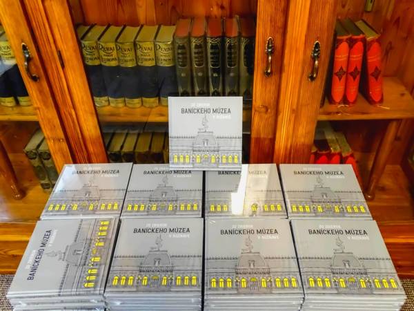 Banícke múzeum v Rožňave vydáva publikáciu o svojich zbierkach