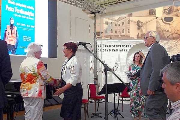 Výročná cena revue Pamiatky a múzeá za rok 2016 pre GMM za akvizíciu zbierky potápačskej techniky Petra Ferdinandyho z Revúcej