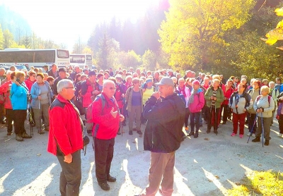 Seniorská turistika lákala trasou Stratenský kaňon - Stratenská píla - Dedinky