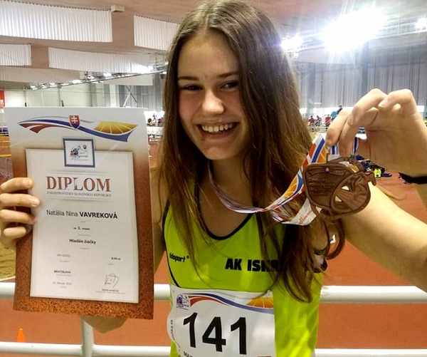 Z Majstrovstiev Slovenska v atletike mladších žiačok Revúčanky priniesli bronz