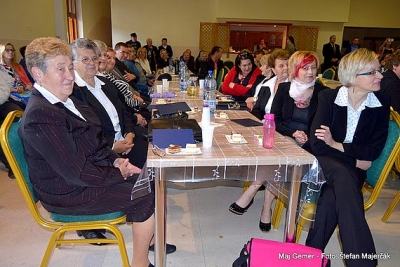 Majáles spojený s oslavou Dňa matiek prizdobený dôstojným programom potešili Vlachovčanov
