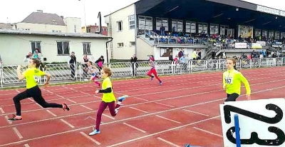 Úspešný úvod atletickej sezóny atlétov zo ZŠ J. A. Komenského