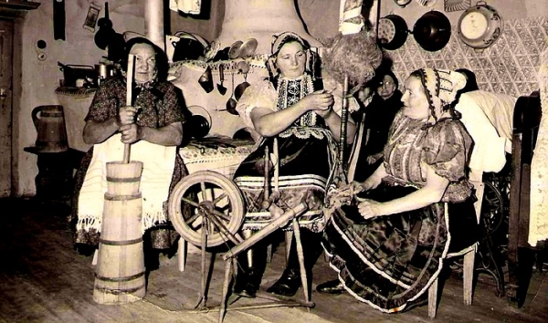 Dobšiná sa teší na okresnú súťažnú prehliadku folklórnych skupín Nositelia tradícií