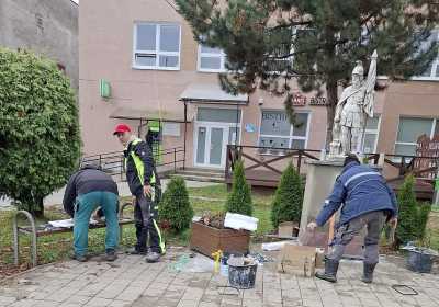 Zrekonštruovali podstavec pod sochou sv. Floriána v Jelšave