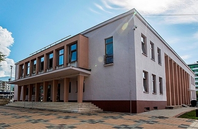 Slávnostné otvorenie Kina KLUB Revúca odštartuje česká komédia „Padesátka“