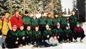 Kolektív futbalistov Nižnej Slanej  na sústredení v roku 2001.  