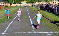 Na ZŠ I. B. Zocha v Revúcej aktivizovala Malá atletická olympiáda žiakov prvého stupňa