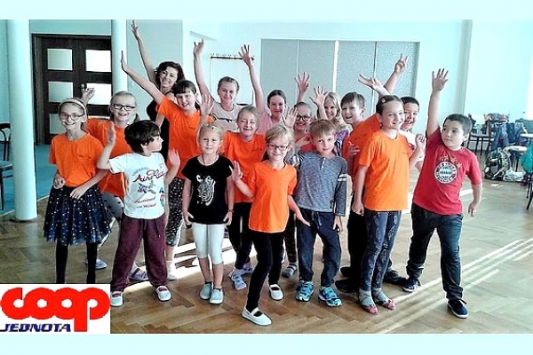 Happy Dance Revúca a projekt „Nech sa nám netúlajú“