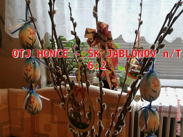 Veľkonočný futbal najviac potešil Hončanov. Polícia riešila incident na zápase v Kunovej Teplici