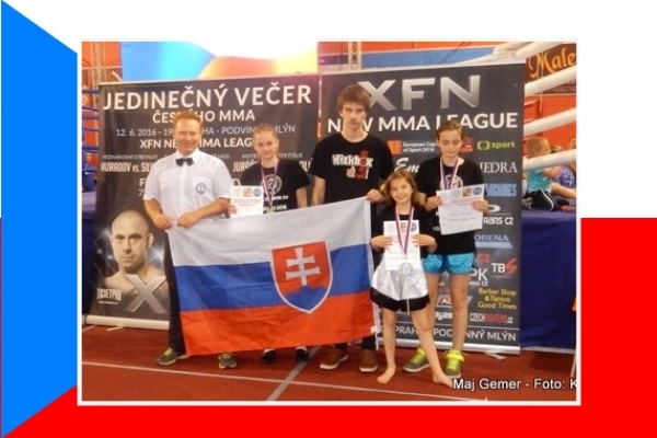 Bojovníčky z Revúcej získali 4 zlaté a 2 strieborné medaily aj v Prahe na MMČR v kickboxe