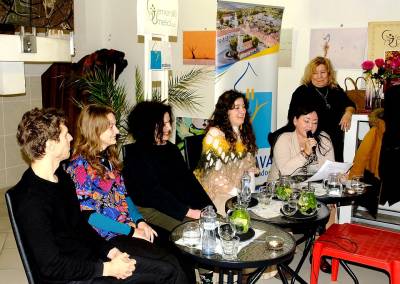 Štrnástu, predvianočnú besedu s gemerskými umelcami venovali mladým výtvarníkom