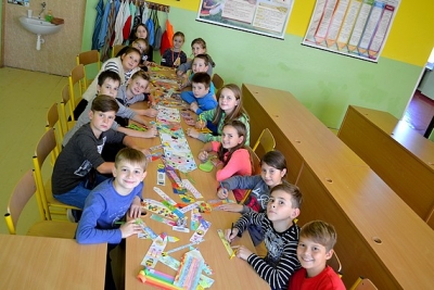 Záložka do knihy spája školy