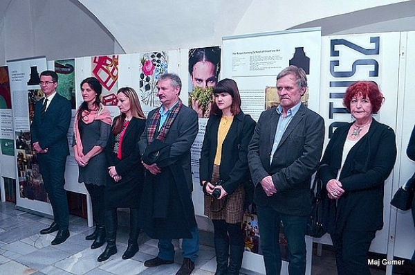 Výstavnú sezónu 2018 v Galérii Baníckeho múzea v Rožňave otvorila medzinárodná tvorivá komunita Rovás s výstavou eNRA