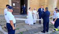 Jedna sobota jelšavských hasičov: Od pietneho aktu, cez svadbu až po históriu v kaštieli
