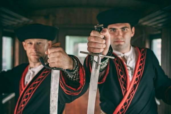 Zbojnícky expres – jazda vláčikom po historickej trati regiónu Gemer