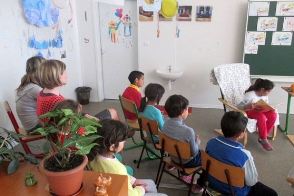 Pre našich spolužiakov pripravili „Knižnú obývačku“