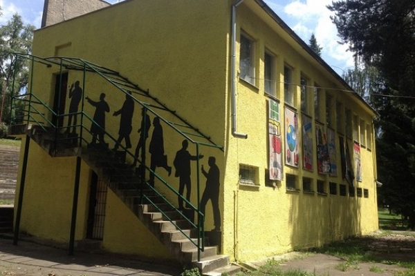 Hnúšťa cestuje v čase