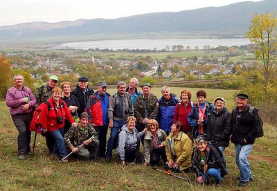 Turistické stretnutie seniorov okresu Rožňava medzi seniormi ZO JDS v Hrhove