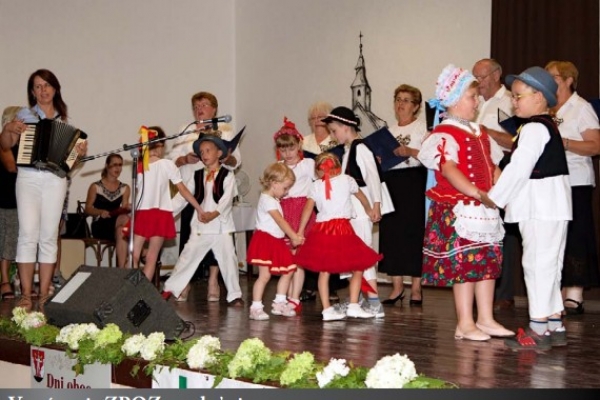 Dôstojná a nezabudnuteľná oslava okrúhleho výročia obce Rakovnica
