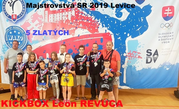 Revúcki kickboxeri si odniesli z MSR 16 medailí
