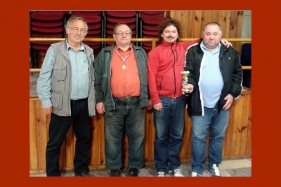 Majstri Gemera v praktickom šachu 2016 Štítnik A zľava: Ján Fečo, Ján Rogos st., Ján Rogos ml., Ján Sisík