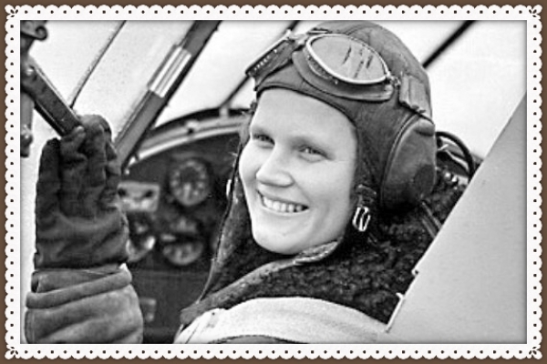 Mária Bratrychová - Pavlíková, prvá žena pilotka z Gemera