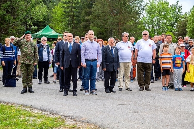 Výročie oslobodenia spod fašizmu za účasti ministra obrany SR Petra Gajdoša si pripomenuli aj na Veľkej lúke pod Muránskym hradom