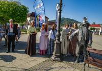 Z KNIHY DO ŽELEZA * Rozprávkové sochy v Revúcej