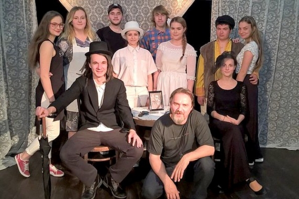Premiéra hry Medveď v podkroví Múzea Prvého slovenského gymnázia