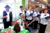 Priestormi obchodného domu Tesco Rožňava rozvoniavala Vianočná charitatívna nealkoholová punč párty